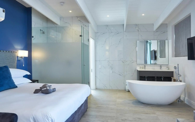 One Marine Drive Boutique Hotel