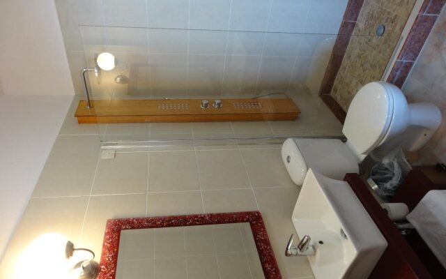 Lagou Raxi Country Hotel