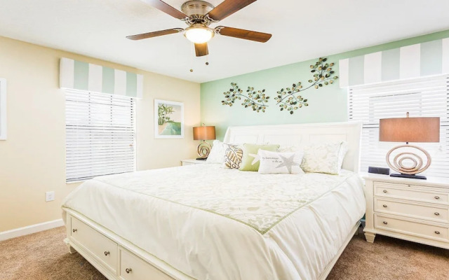 Exclusive Resort Home w Hot Tub, Near Theme Parks