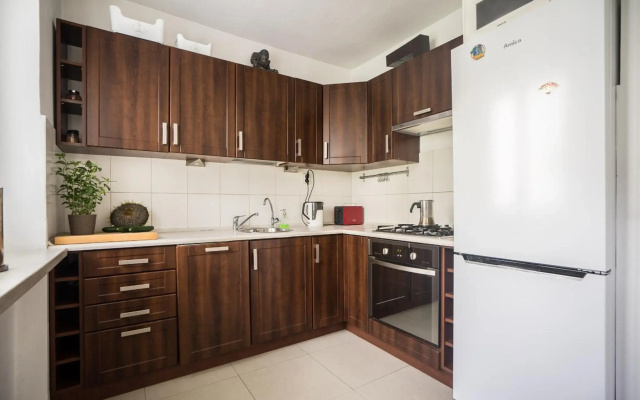 oompH Warsaw Central 3-bedroom Flat