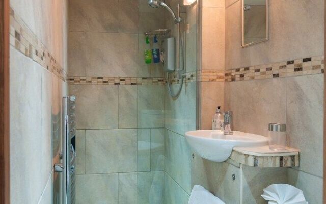 Cadleigh Manor B&B