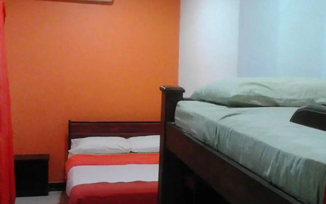 Hostal Zleeping