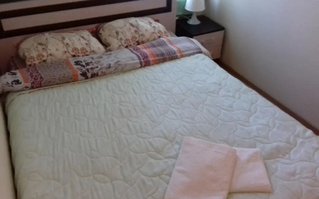 Champagne Hotel