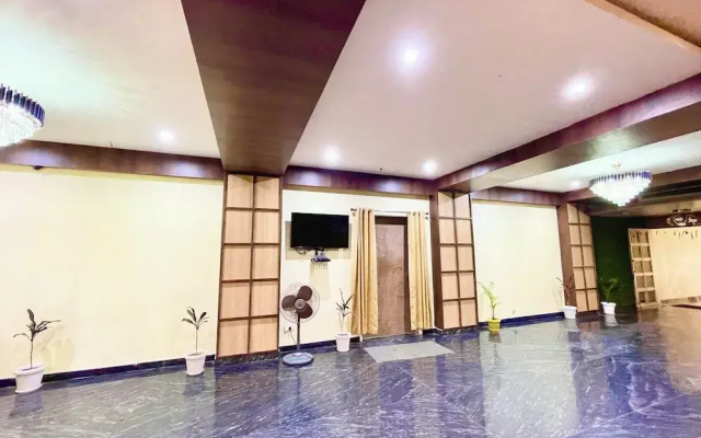 Hotel Janaki Pride - near Temple