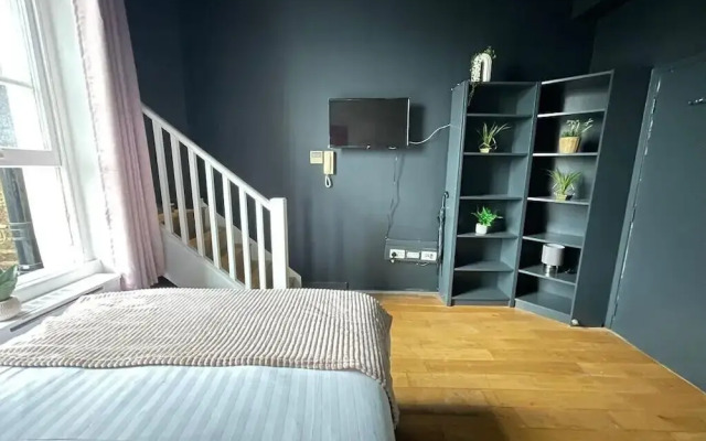 Portobello Road artistic studios