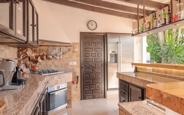 Enticing Villa in Benissa With Swimming Pool