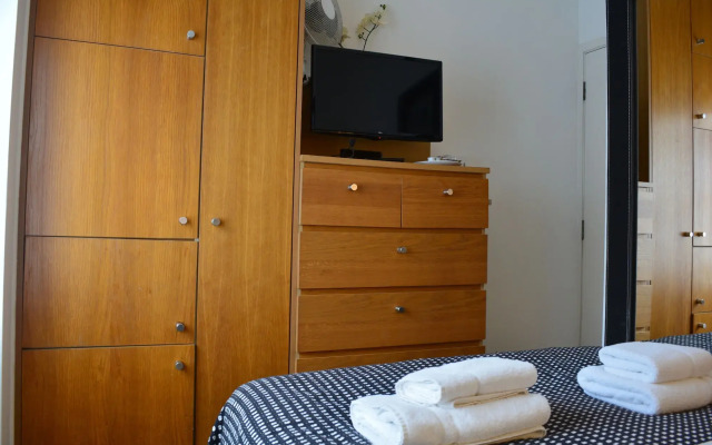 Studios 2 Let North Gower