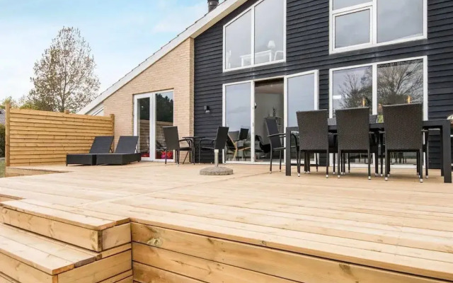 Scenic Holiday Home in Ebeltoft near Sea