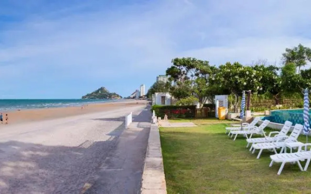 Baan Poolom Beachfront Condominium