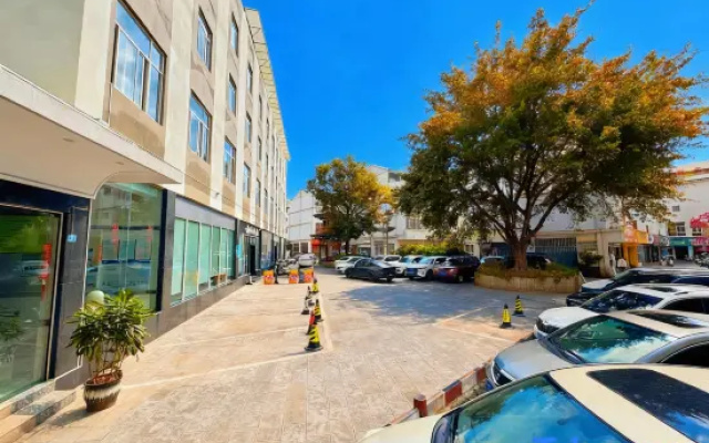 Yimen Renhe Hotel – Outside – Yuxi