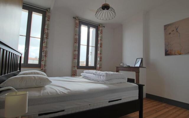 House for 8 people near the beach