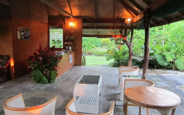 Raina Lagoon Villas