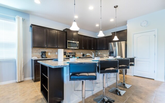 Windsor at Westside - 1639 Lima Avenue