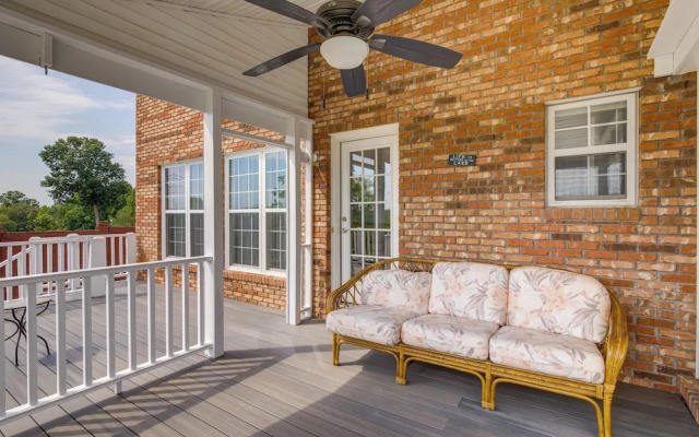 Tennessee Vacation Rental w/ Balcony!