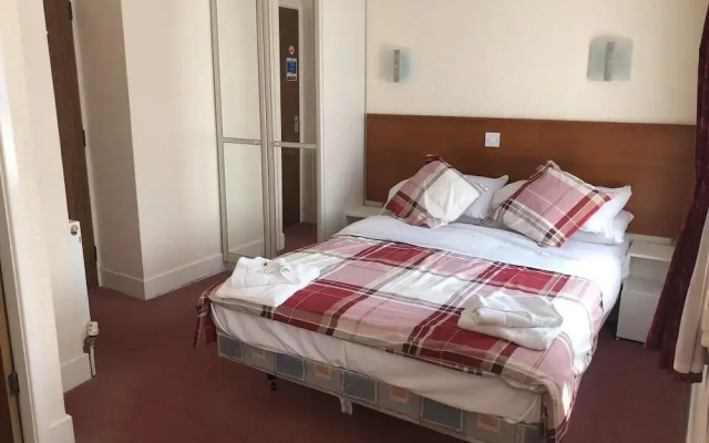 Silversands Hotel