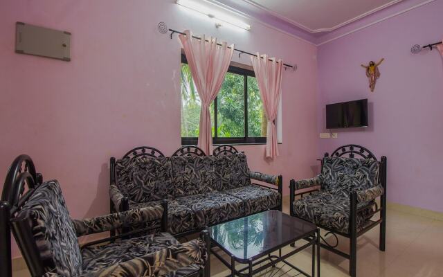 OYO 16852 Home Colorful 2BHK Morjim