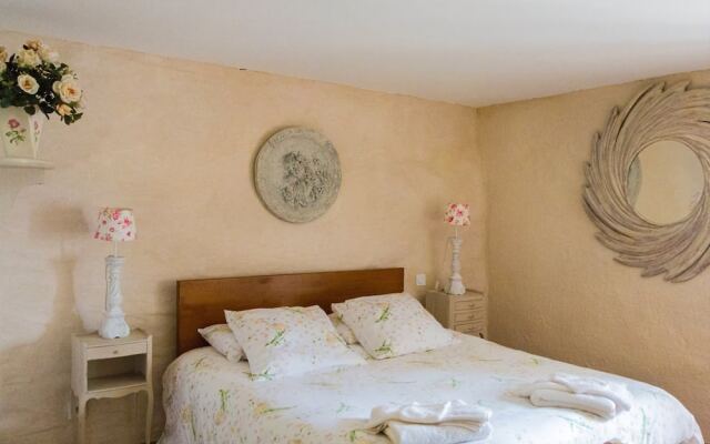 Salamandre Cottage
