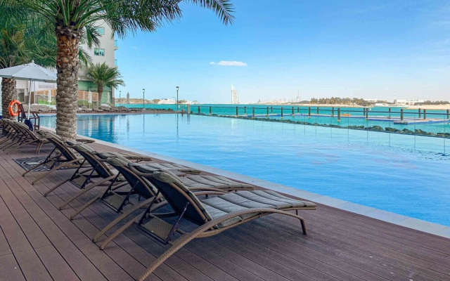 LUX Holiday Home - Azure Residence 4 - Hotel in ดูไบ - Photo 4