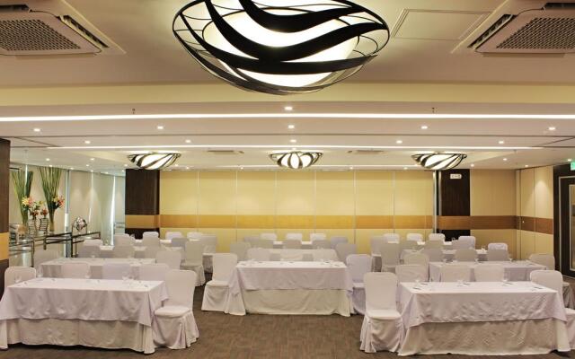 Bayfront Hotel Cebu - North Reclamation