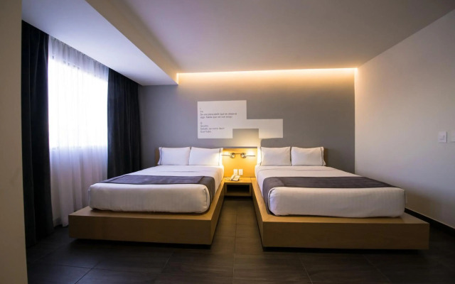 Perla Central Hotel