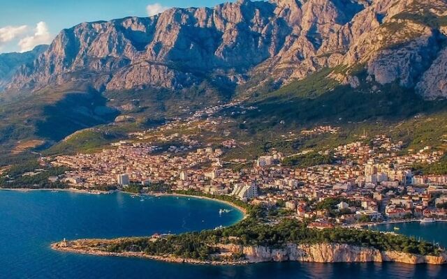 Petar - 200 m From Beach - A1
