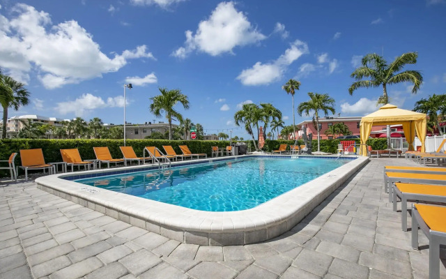 St Pete Beach Suites