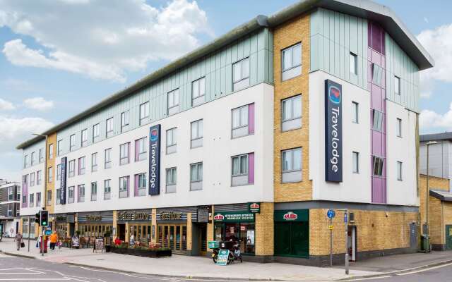 Travelodge Farnborough Central