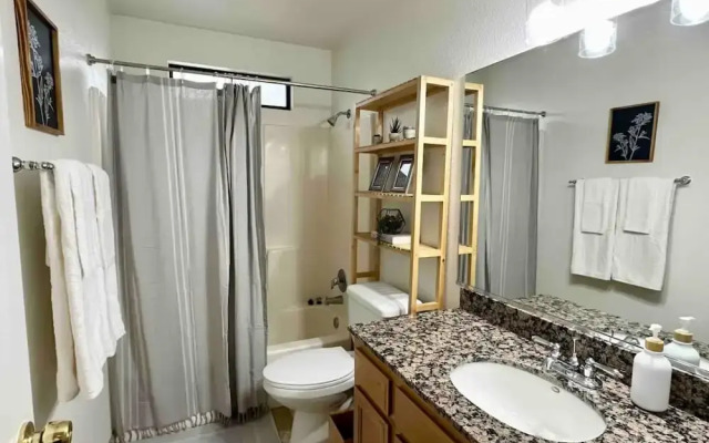 Yosemite Adventure Great Location Condo by Casaoso