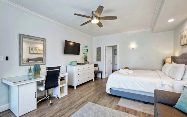 La Costa Gem - Condo for 3!