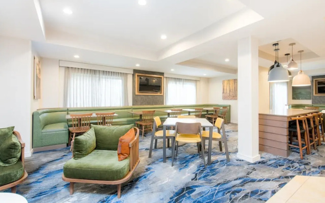 Fairfield Inn & Suites By Marriott - Brunswick