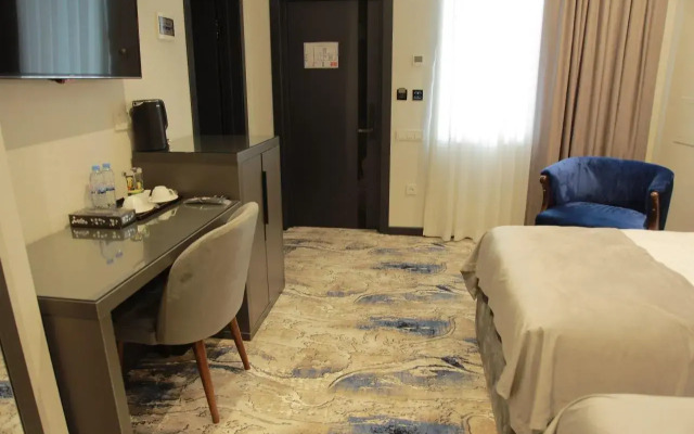 Отель «Юник»