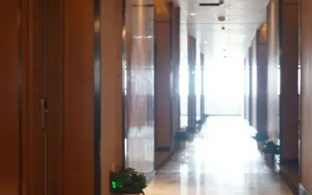 Yanzhou Renyue Hotel