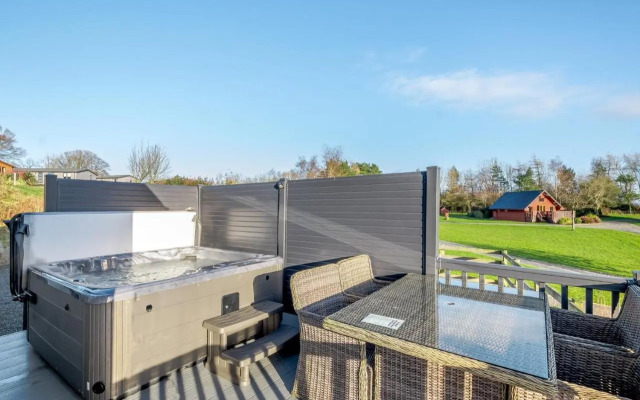 Nunland Hillside Lodges