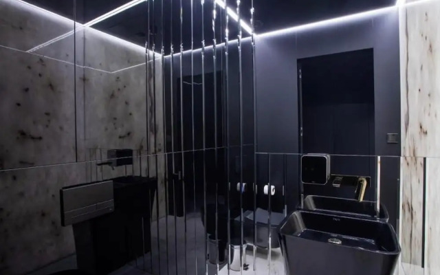 Apartments in Sky Tower with Bathtub near the window