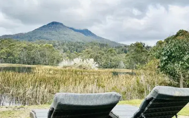 Quamby Bluff Lake House, Deloraine, Tasmania