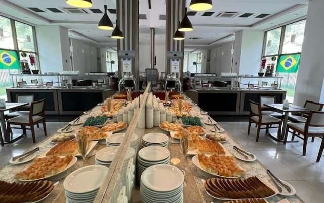 Ferlho Suites Rio Centro
