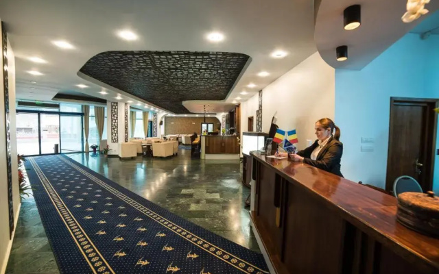 Hotel Ski & Sky