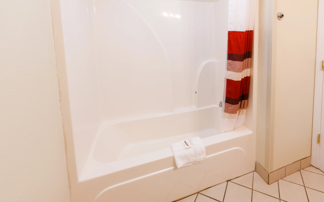 Red Roof PLUS+ Danville, KY