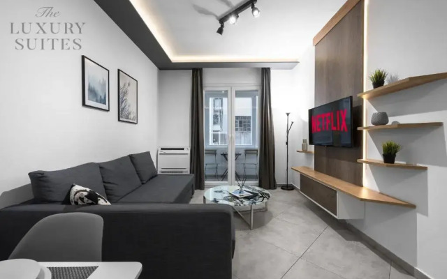 Adelle Apartments The Luxury Suites