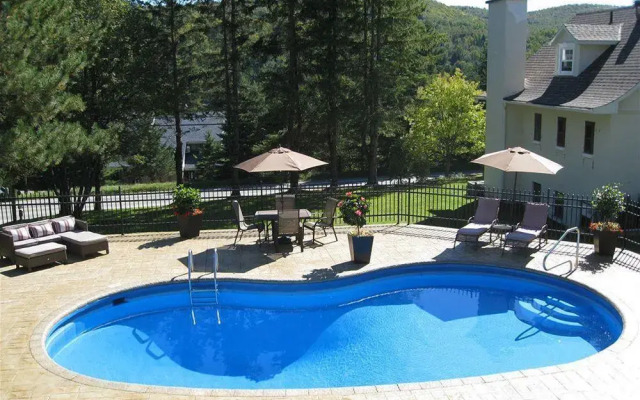 Auberge Sous L'Edredon B&B