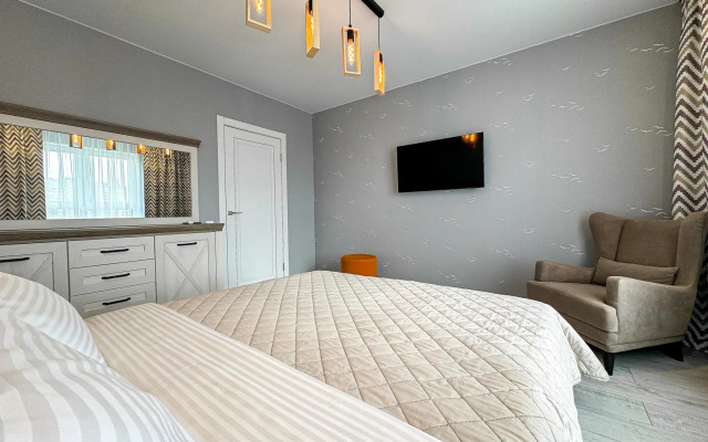 Апартаменты Монако 24 на Крылова 13 (185)