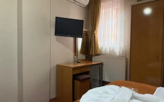 Alklas Hotel