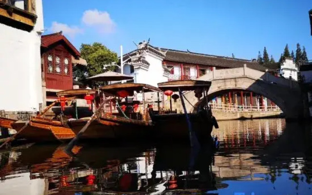 Shanghai Caoxi Bieyuan Homestay(Zhujiajiao Ancient Town Shop)