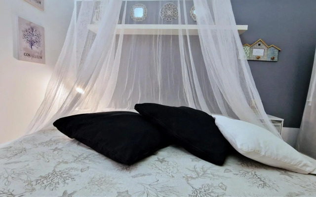 AL094 La piccola casa di Cinzia