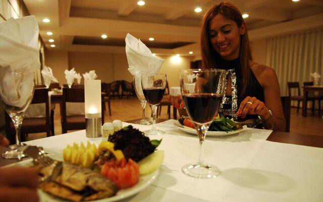 La Santa Maria Hotel