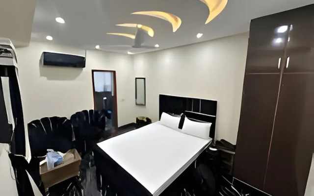 Serene Elegance Hotel