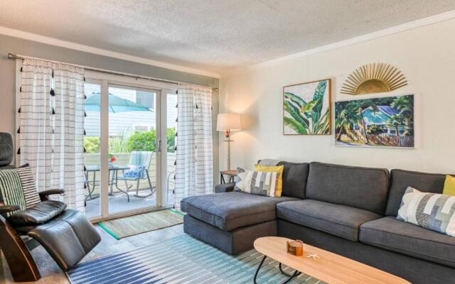 Island Palms Retreat