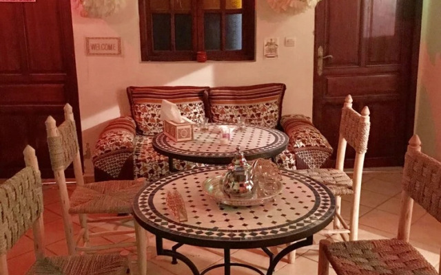 N12 Hostel