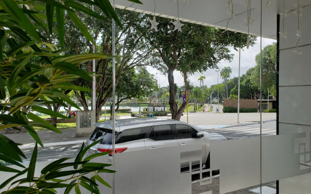 Lagoa Park Hotel