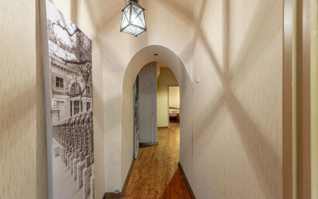 Апартаменты на набережной Адмиралтейского канала 5